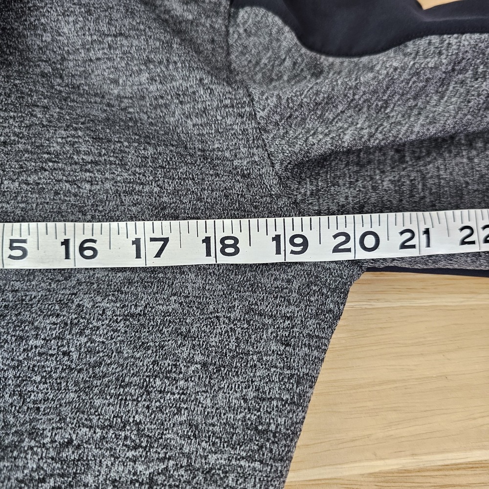 Under Armour Hoodie Full Zip Womens Size Small Gray Loose Cold‎ Gear Casual - Picture 7 of 7